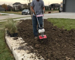 Landscaping Crew Council Bluffs IA